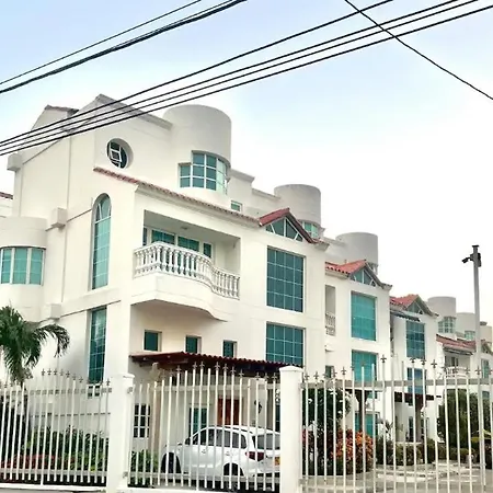 Habitación De Lujo Con Aire Acondicionado En Privado